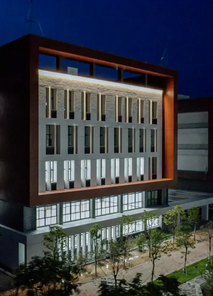 广州市城市建设职业学校（生产服务）
